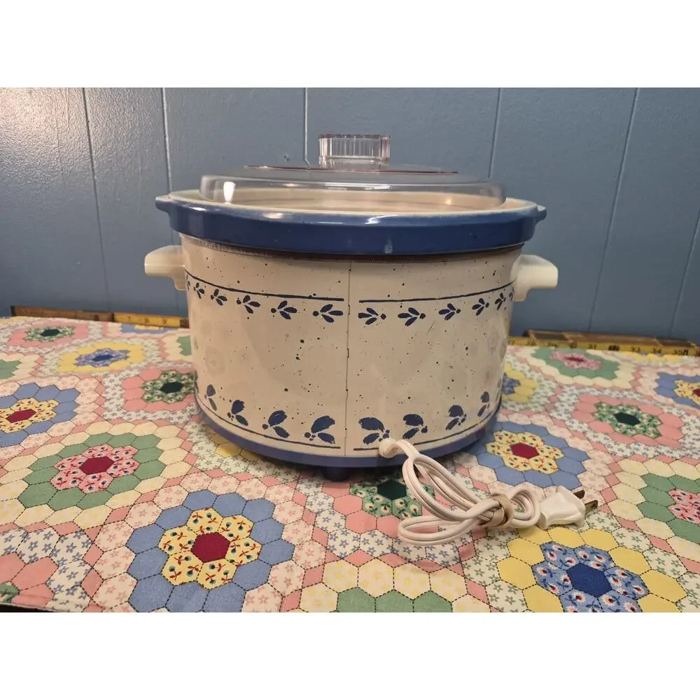 Vintage Rival Crock Pot / Slow Cooker 5 Qt Blue Leaves Pattern Works